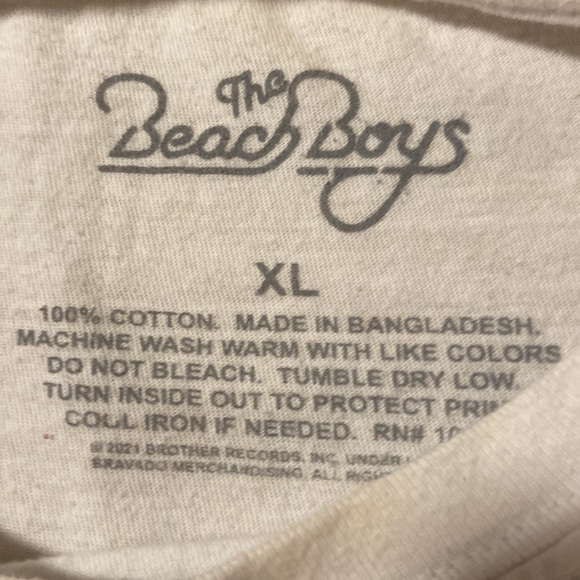 Men’s The Beach Boys 1983 tour tee reprint in size XL - Picture 4 of 6